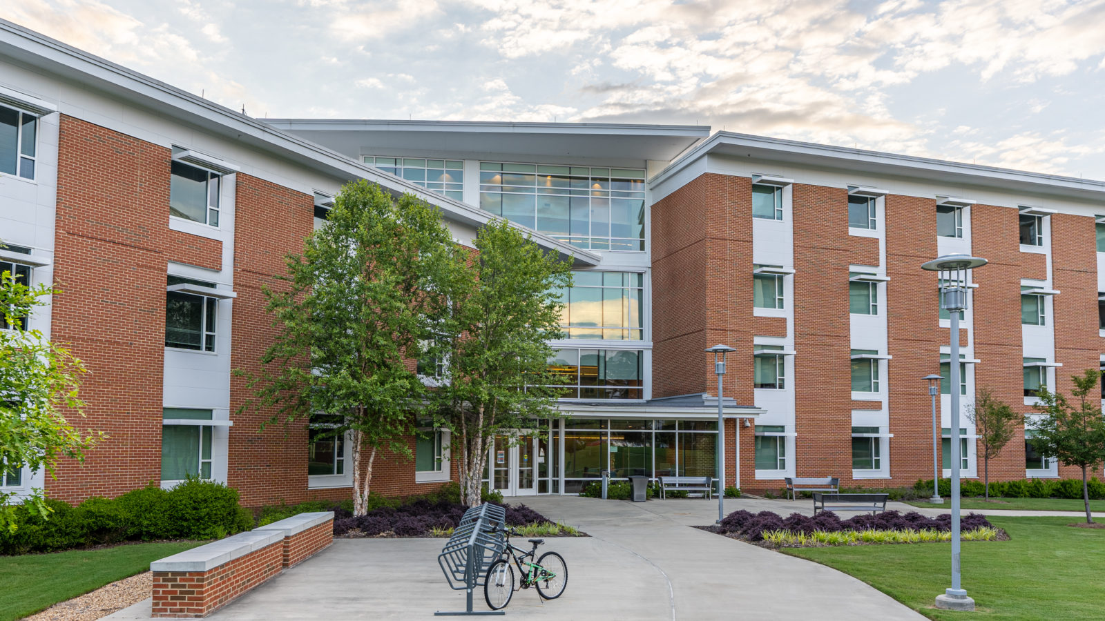 Auburn University at Montgomery P40 Place Residence Hall