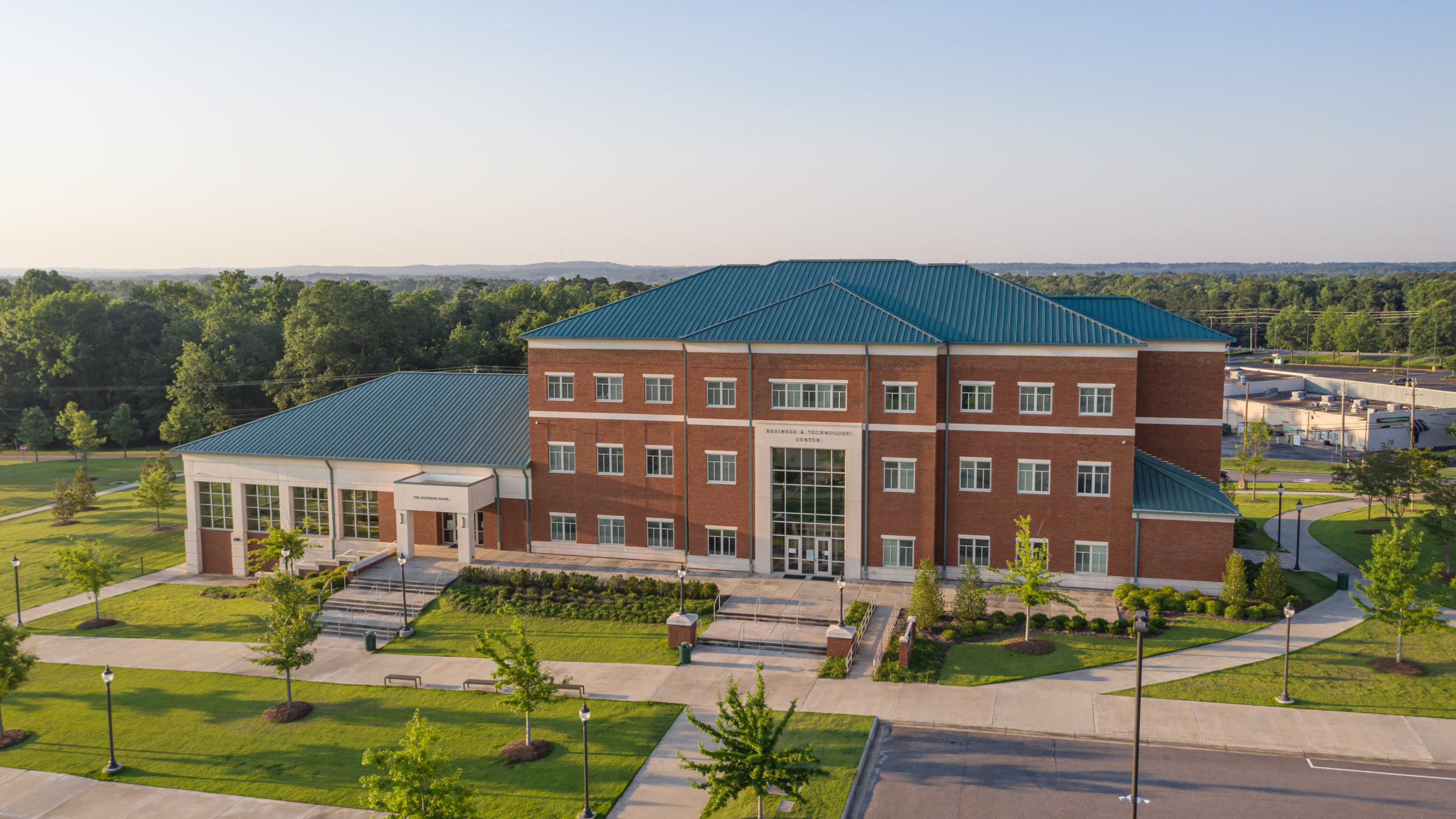 southern-union-state-community-college-business-and-technology-center